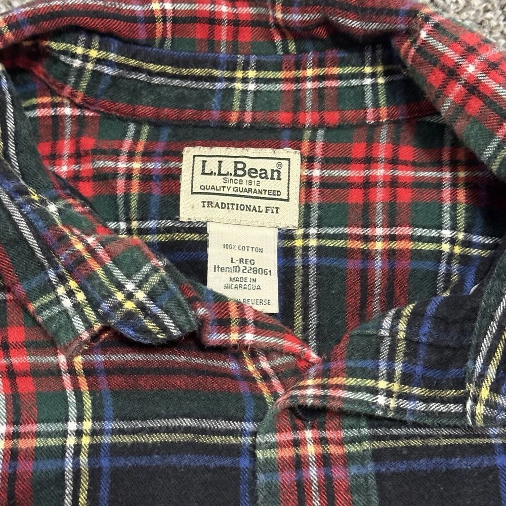 LL Bean Men's L Traditional Red‎ Plaid Long Sleeve Flannel Button Shirt - Picture 3 of 5
